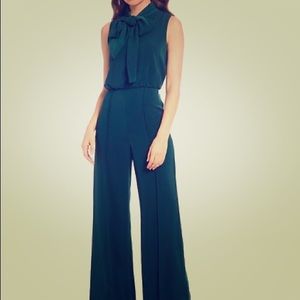 🌟 NWT ANTONIO MELANI Green Crepe Jumpsuit